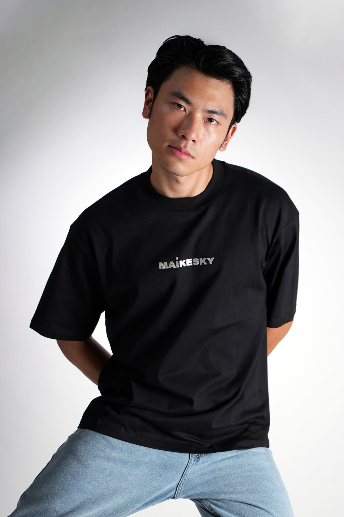 H'MSEK BLACK